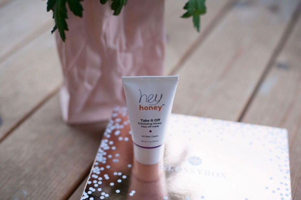 Glossybox_Christmas_Edition_2015_4