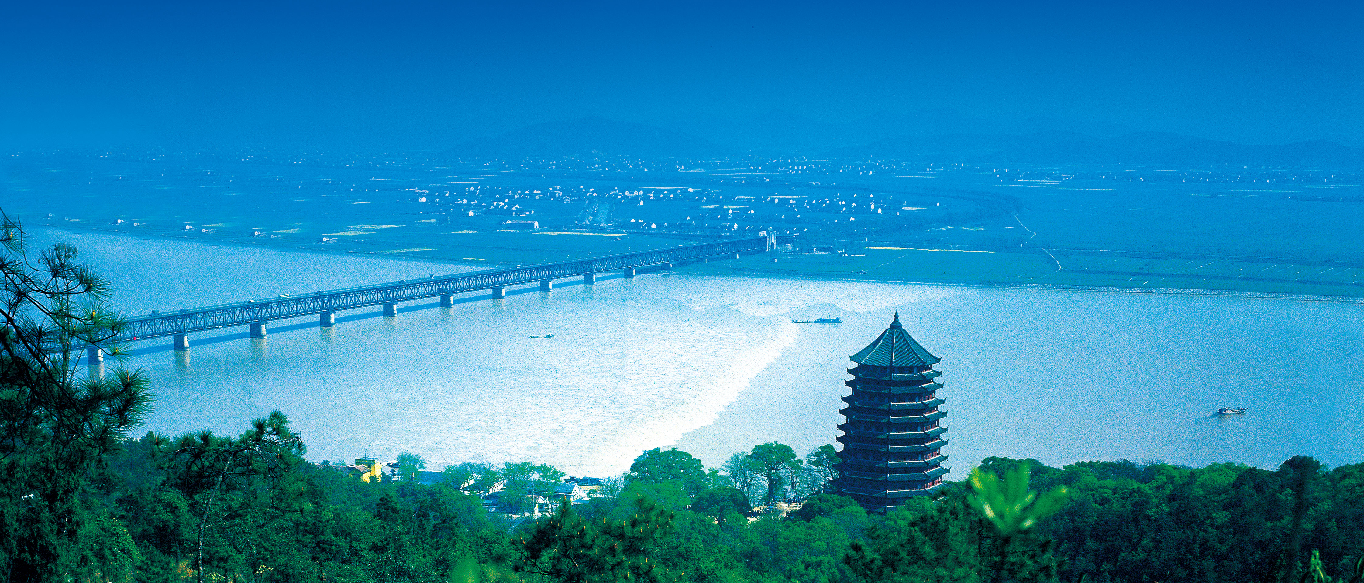pagoda-of-six-harmonies-qiantang-river-tidesoaoaeioioe1uae%c2%a6%c2%b5%c2%a6%c6%92%c2%b5%c2%a2